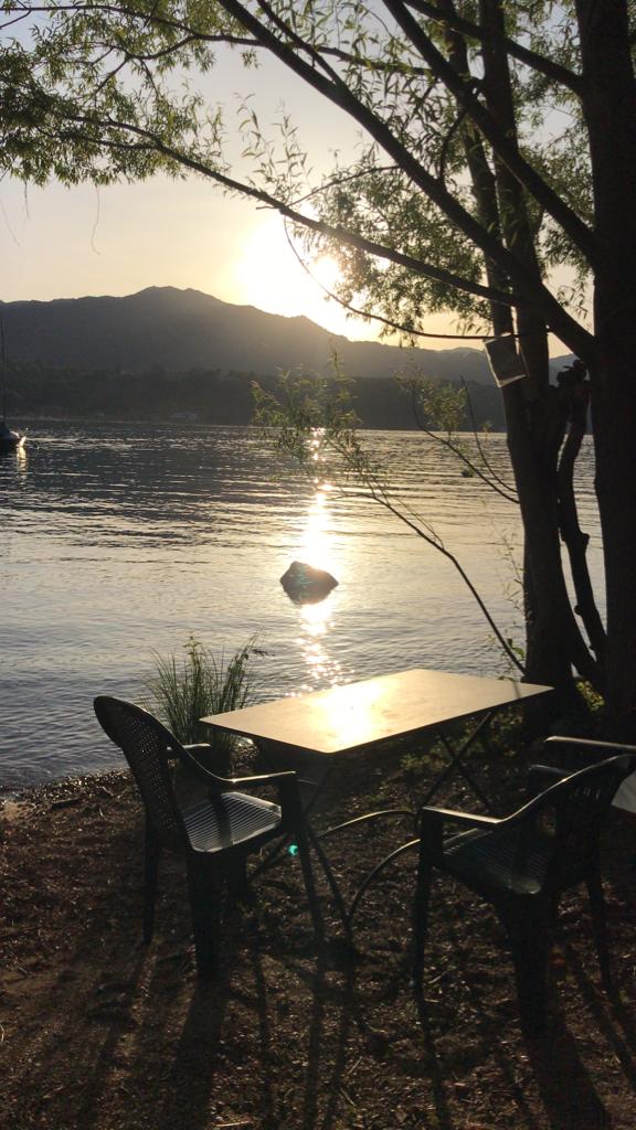 2 - Gozzano Lido, di fronte dalla sponda del lago d’Orta con spiaggia privata Gozzano