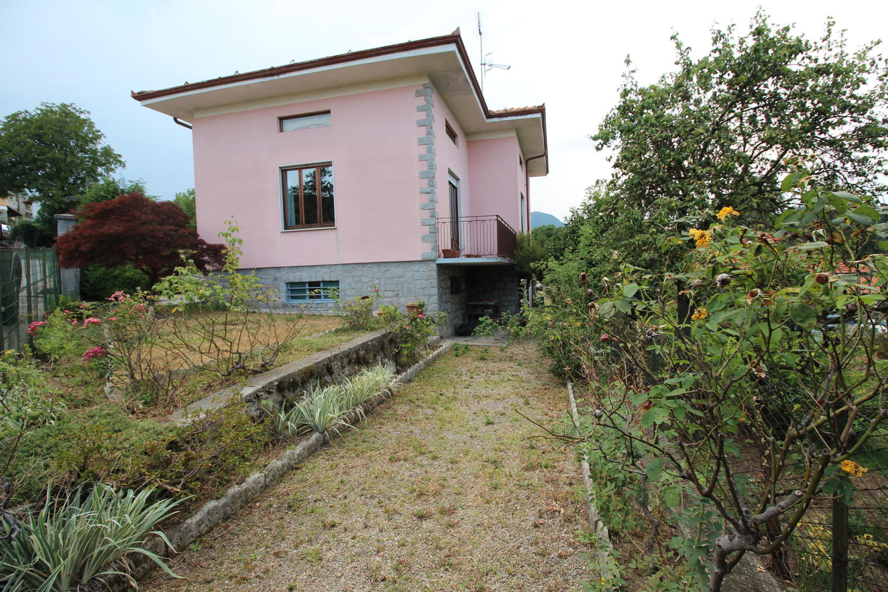 4 - Madonna del Sasso – Lago d'Orta, Villa singola con giardino Madonna del Sasso