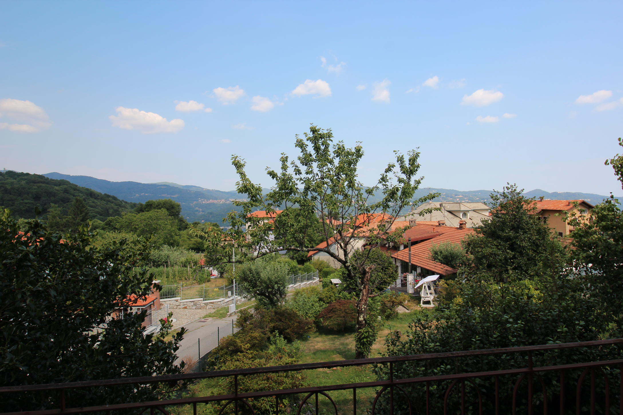 12 - Madonna del Sasso – Lago d'Orta, Villa singola con giardino Madonna del Sasso